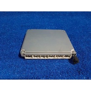 300 ECU y Módulos de Computación Usados 8966133B50 - Product Image 4