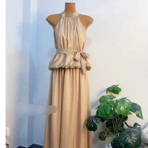 ชุดเซ็ตสองชิ้นผ้าฝ้ายสำหรับผู้หญิง สไตล์ลำลองใส่สบาย เหมาะสำหรับฤดูร้อน รีไซเคิลได้ ซักได้ บรรจุภัณฑ์แบบกำหนดเอง ผลิตในเวียดนาม - Product Image 4