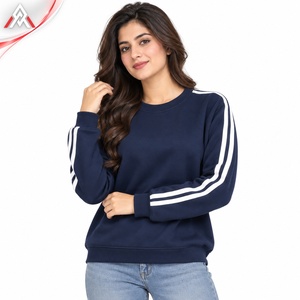 Sudadera de Cuello Redondo Azul Marino para Mujer con Rayas Blancas en las Mangas, Corte Regular, Informal, Tejida, 100% Algodón, Sudadera para Invierno - Product Image 1