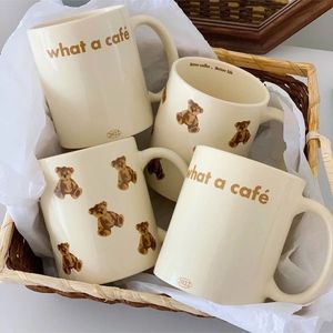 Taza de Café de Cerámica con Platillo, Rayas Azules, Corazones Rojos, Diseño Bonito, Resistente al Calor, para Uso Doméstico - Product Image 5
