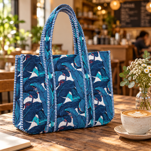 Bolso Tote Acolchado de Algodón Azul Costero con Estampado de Hojas Botánicas Tropicales, Bolso de Hombro para Compras en la Playa para Mujer, Venta al Por Mayor - Product Image 4
