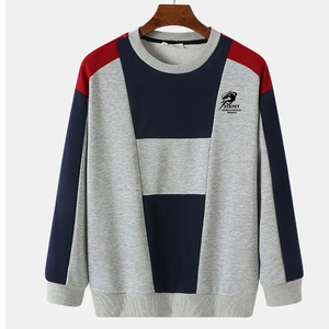 เสื้อสเวตเชิ้ตผู้ชายแบบคัลเลอร์บล็อก คอกลม แขนยาว ทรงปกติ  พร้อมโลโก้สั่งทำพิเศษ  บุซับใน  ผ้าฝ้าย 100%  ใส่สบายๆ สำหรับฤดูหนาว - Product Image 1