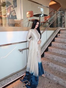 Magnifique Salwar Kameez indien brodé avec des détails en Dori pour les occasions de mariage et les fêtes, vêtements élégants pour femmes - Product Image 5