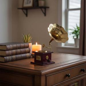 Gramófono de Madera Vintage con Base de Madera, Estilo Clásico Retro Art Deco, Decoración de Mesa Cuadrada Hecha a Mano, Cuerno Decorativo de Estilo Antiguo - Product Image 2