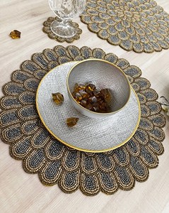Napperons élégants brodés de perles, faits main, décoratifs, pour tables de salle à manger de luxe, mariages et restaurants - Product Image 6