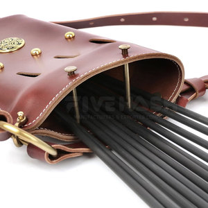Arquerocañera Profesional de Cuero, Diseño Ligero y Duradero, Correa Ajustable, Cómoda para Caza y Práctica al Aire Libre - Product Image 5