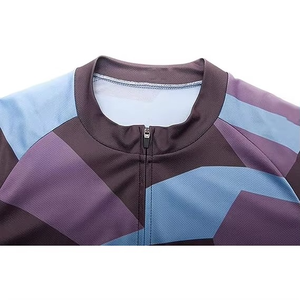 Vêtements de sport personnalisés de qualité supérieure, uniformes de cyclisme pour adultes unisexes, séchage rapide, respirant, polyester, logo et design personnalisés - Product Image 3