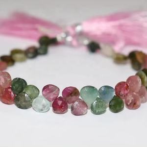 Perles de tourmaline multicolores naturelles facettées en forme de cœur, 6 mm, percées en haut, trou de 0,50 mm, brins de 8 pouces pour la fabrication de bijoux et l'artisanat - Product Image 1