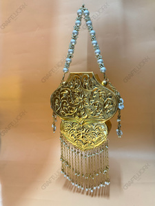 Luxury Gold Metal Minaudiere <b>Clutch</b> Pearl Handle Evening Bag Vintage Floral Embossed <b>Wedding</b> Purse Wholesale Supplier - Product Image 3