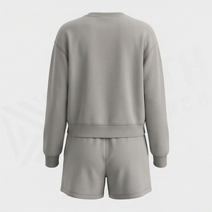 Ensemble de survêtement en tricot pour femmes, 2 pièces, couleur unie, col rond, coupe ample, short au-dessus du genou, vêtements décontractés pour toutes les saisons - Product Image 2