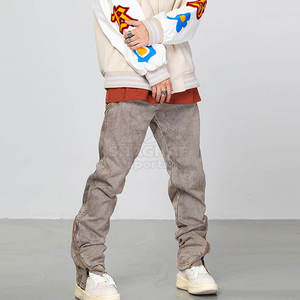 Jean durable avec design de coutures soignées, idéal pour un usage décontracté et professionnel, finition nette, pantalon pour homme. - Product Image 3