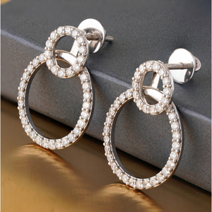 Pendientes de Aro con Diamantes Cultivados en Laboratorio de 1.62 CT, Oro Blanco de 14K con Pavé para Bodas, Certificados por IGI - Product Image 1