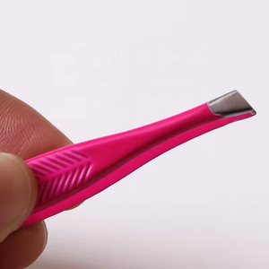 Pinzas Profesionales para Cejas con Luz LED, Pinzas para Cejas Diagonales con Lámpara, Pinzas para Cejas de Acero Inoxidable - Product Image 2