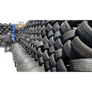 Neumáticos Radiales Usados de Alta Calidad Sin Cámara 235/55ZR17, Neumáticos de Segunda Mano para Automóviles en Fardos/Agujas de Neumáticos Triturados - Product Image 3