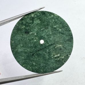 Cadran de montre rond en marbre vert 34,5 mm x 0,9 mm, face en pierres précieuses pour montres de luxe personnalisées - Product Image 3