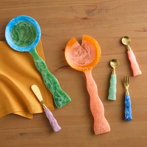 Cuillère de service réutilisable en résine artisanale de luxe TCE, couverts décoratifs haut de gamme, personnalisables, cadeau pour la maison, la salle à manger, l'hôtel, le café - Product Image 1