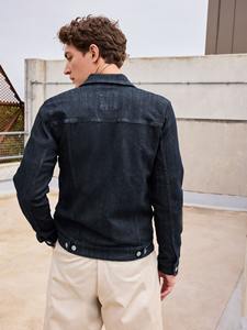 Chaqueta vaquera extragrande de moda, hecha con algodón transpirable, con un aspecto vintage lavado y estilo relajado. - Product Image 3