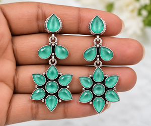 Boucles d'oreilles pendantes en argent oxydé en forme de fleur |   Bijoux de mode en gros |   Fabrication directe d'usine OEM ODM sur mesure - Product Image 5