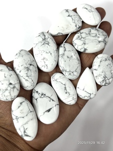 Cabochons en howlite naturelle, pierres précieuses en vrac, formes variées, 20-30 mm, livraison rapide, stock disponible - Product Image 4