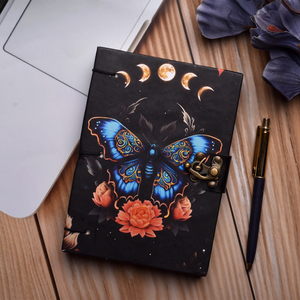Cuaderno Artístico A5 con Diseño de Mariposa y Fases Lunares, con Candado y Tapa Dura |   Diario de escritura de doble cara de 200 páginas, libro premium para regalo - Product Image 5