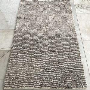 Eco-Friendly Moroccan Style Hand-Knotted Woolen <b>Rug</b> Modern Design AISHA FABS Abstract Pattern Medium Pile Rectangle 0.4-0.6 Home - Product Image 5