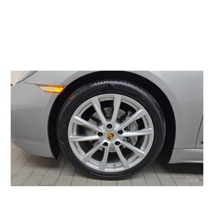 Porsche 718 2.0 de 2018 con 71,650 km, Asientos de Cuero, Volante a la Izquierda - Product Image 5