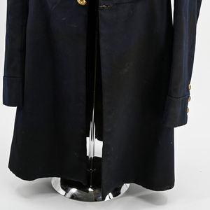 Abrigo Tradicional Americano de Reproducción del Siglo XIX, Estilo Museo, Abrigo Americano de Reproducción - Product Image 2