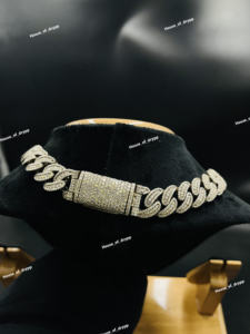 สร้อยคอคิวบันลิงค์แบบฝังเพชรโมอิสซาไนต์สีเงิน สไตล์ฮิปฮอป - Product Image 3