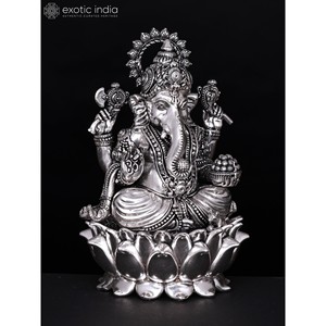Statue en laiton plaqué argent 6 \ "Chaturbhuja Lord Ganesha assis sur un produit de sculpture en lotus - Product Image 4