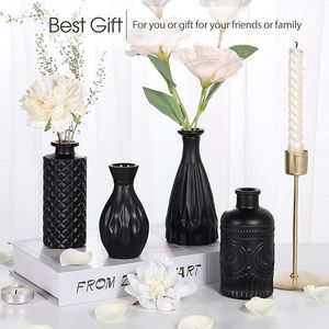 Set di 12 Vasi in Vetro Nero per Fiori, Mini Vasi Vintage per Matrimoni e Decorazioni Rustiche, Piccoli Vasi in Cristallo per Centrotavola - Product Image 5