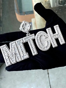 Colgante de Fiesta Personalizado de Plata 925 con Baño de Oro de 18K, Joyería de Lujo Hip Hop Totalmente Engastada con Diamantes de Moissanita de Corte Brillante Redondo - Product Image 5
