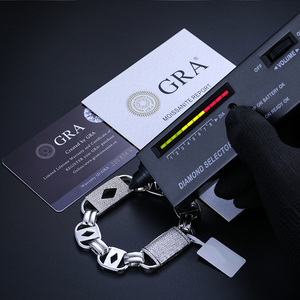 Bracelet à maillons rectangulaires en argent 925 avec diamants de laboratoire, fermoir tête de mort, bijoux de luxe pour homme - Product Image 4