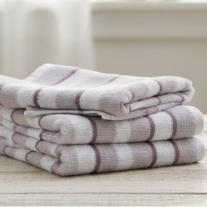 Toallas de playa suaves y afelpadas 100% algodón - Cómodas para descansar sin que se ensucien con arena, de alta calidad, hechas en Vietnam - Product Image 1