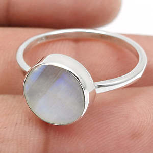 925 Sterling Silver <b>Ring</b> Comes With Classic Round Cut Rainbow Moonstone Gemstone <b>Boho</b> <b>Ring</b> For Weddings-Parties And Engagement - Product Image 3