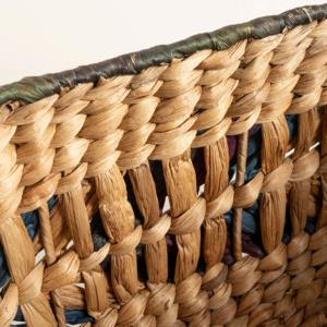ตะกร้าผักตบชวาประดับด้วยสีสันหลากหลาย ตะกร้าเก็บของทำมือ ขายส่ง เป็นมิตรกับสิ่งแวดล้อม ผลิตในเวียดนาม - Product Image 6