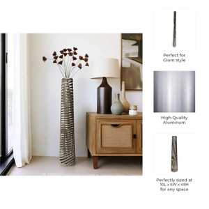 Vase de table en métal géométrique moderne, design industriel fait main, finition argentée, hauteur 39 cm, sculpture décorative - Product Image 6
