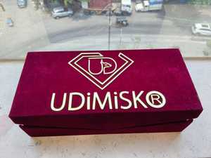 น้ำมันกฤษณาอูดบริสุทธิ์จากธรรมชาติ รุ่นลิมิเต็ดอิดิชั่น ในขวดทองคำสุดหรู พร้อมกล่องของขวัญพรีเมียมสุดหรูหรา เหมาะสำหรับเป็นของขวัญ - Product Image 4