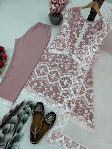 Ensemble haut en dentelle fine et pantalon palazzo avec broderie ajourée et dupatta à bordure en dentelle pour femme, idéal pour les fêtes, en coton. Taille M. - Product Image 3
