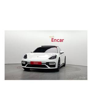 Porsche Panamera 4.0 GTS 2023 avec volant à gauche, sièges en cuir, caméra de recul, seulement 22 739 km parcourus - Product Image 3