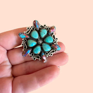 Bague en grappe de conception de fleurs en argent massif 925 avec pierre précieuse rose Dhalia Bague de créateur artisanale bohème pour fête de mariage - Product Image 1