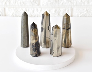Obélisque/Tour en Pyrite le Plus Vendu, Artisanat en Cristal de Qualité Supérieure, Outil de Méditation, Cristal de 1 kg pour Acheteurs en Gros - Product Image 3