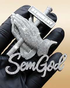 Pendentif Croix Mains en Prière en Moissanite VVS, Argent 925, Personnalisable avec Nom, Pendentif Chrétien Jésus, Pendentif Hip Hop pour Cadeau - Product Image 4