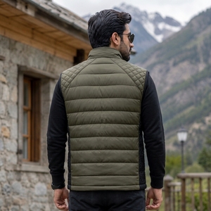 Gilet matelassé léger pour homme, en polyester doux, avec empiècements matelassés, rembourrage chaud, fermeture éclair intégrale, coupe confortable, décontracté, pour l'extérieur - Product Image 2