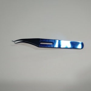Pinces à corne de Colibri en titane coloré, 0,12 mm, 1x2 dents, plateforme de ligature 85 mm - Product Image 3