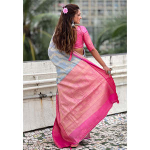 Sari Kanjivaram en soie douce Elite Weaves Leheriya, tissé traditionnellement avec des broderies Zari, gris, réversible, protection solaire, toutes saisons, indien - Product Image 3