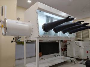 Caja de Vacío de Acero Inoxidable 304 con Sistema de Purificación de Gases, Capacidad de 500L, Cierre Lateral y Nivel de Oxígeno Sub-1 PPM - Product Image 4