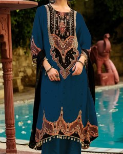 Colección de Lujo Brillante Especial para Eid, Traje Pakistaní Reversible para Fiestas, Tela Simmer para Todas las Temporadas - Product Image 5