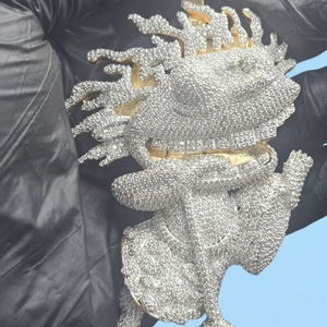 Colgante Unisex Chapado en Oro con Diseño de Garra de Dragón y Diamante Moissanita de Plata 925, Estilo Hip Hop, para Joyería de Fiesta - Product Image 1