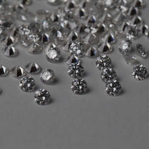 เพชรทรงกลมเจียระไนแบบบริลเลียนท์ขนาด 3 มม. ผลิตในห้องปฏิบัติการ ความสะอาดระดับ VS1-VS2 คุณภาพเยี่ยม ขายส่ง - Product Image 4