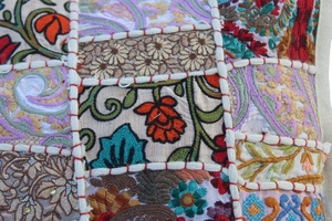 Nueva llegada surtido Sari Patchwork funda de cojín bordado Patchwork funda de almohada para la decoración del hogar - Product Image 4